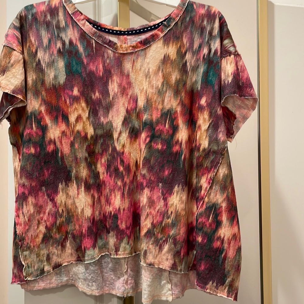 Pilcro - Anthroplogie brand - Pink Short Sleeve Top - Size Medium